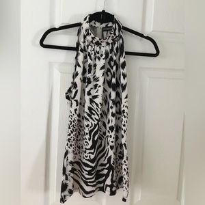 Shoulderless black and white top